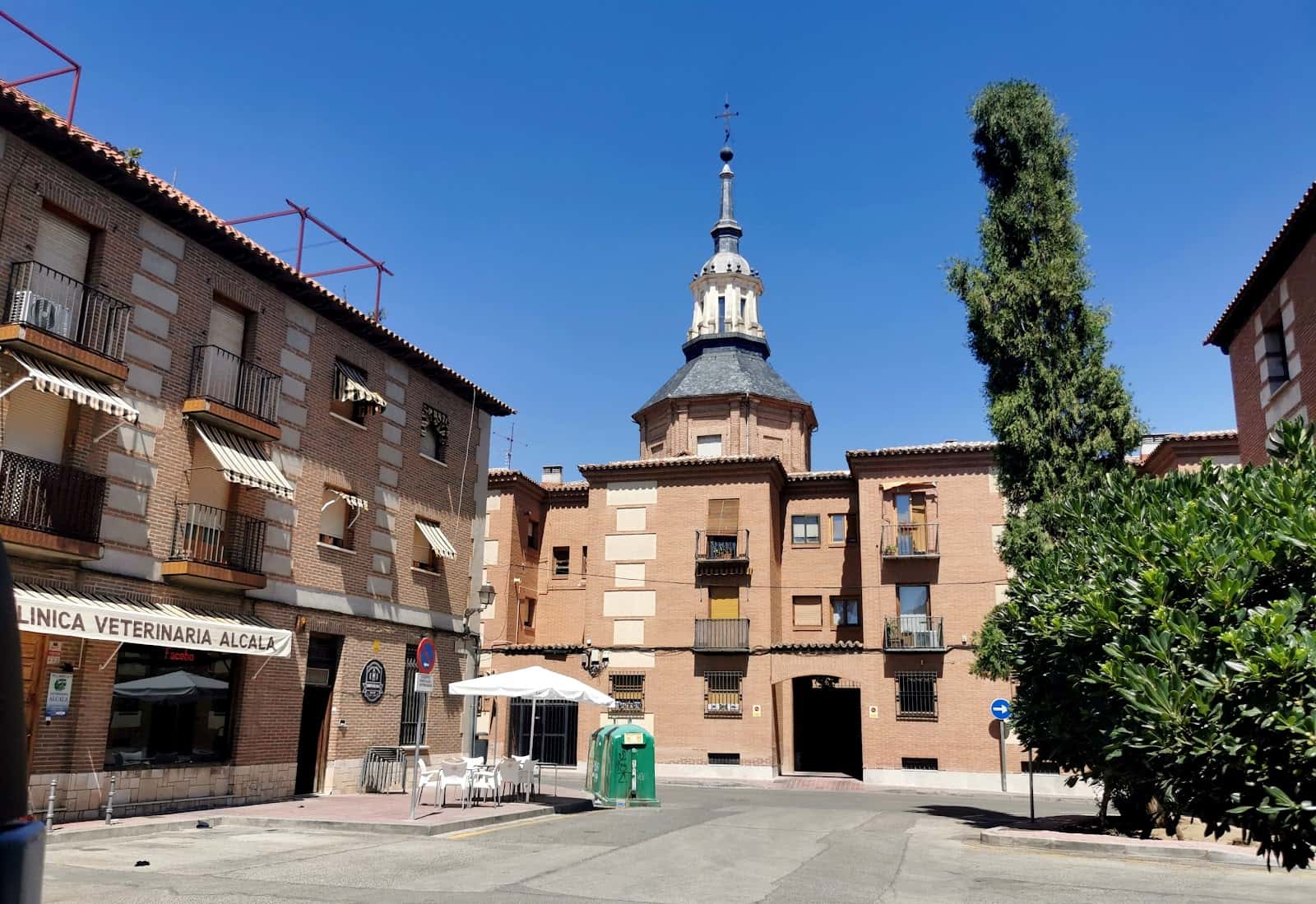clinica veterinaria alcala veterinario clinica en alcala de henares en madrid principalImage ADOPTA Sitios Pet Friendly