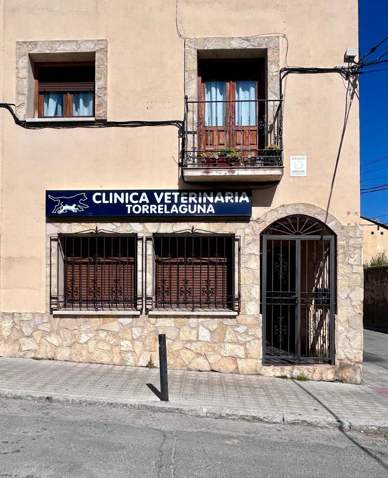 clinica veterinaria torrelaguna veterinario clinica en torrelaguna en madrid principalImage ADOPTA Sitios Pet Friendly