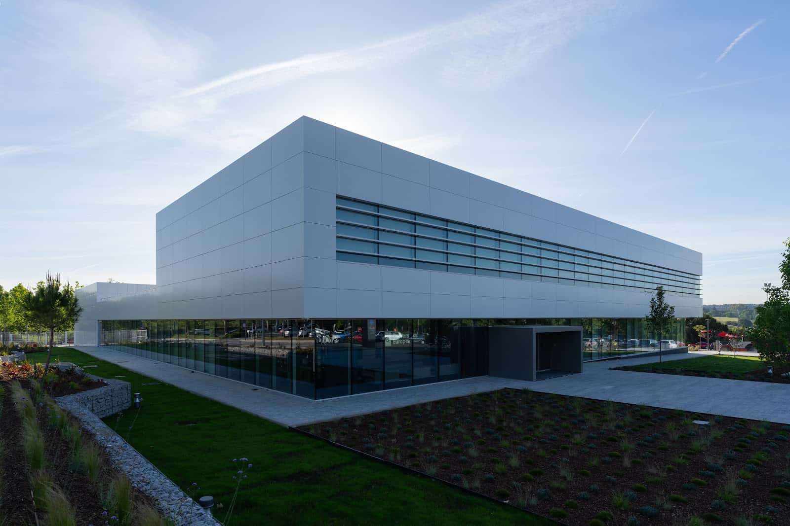 hospital clinico veterinario   universidad europea veterinario hospital en villaviciosa de odon en madrid principalImage ADOPTA Sitios Pet Friendly