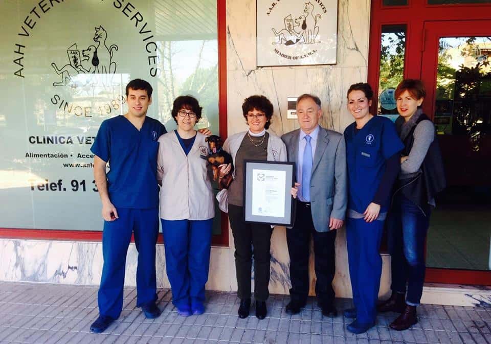aah veterinary services veterinario centro en pozuelo de alarcon en madrid principalImage ADOPTA Sitios Pet Friendly
