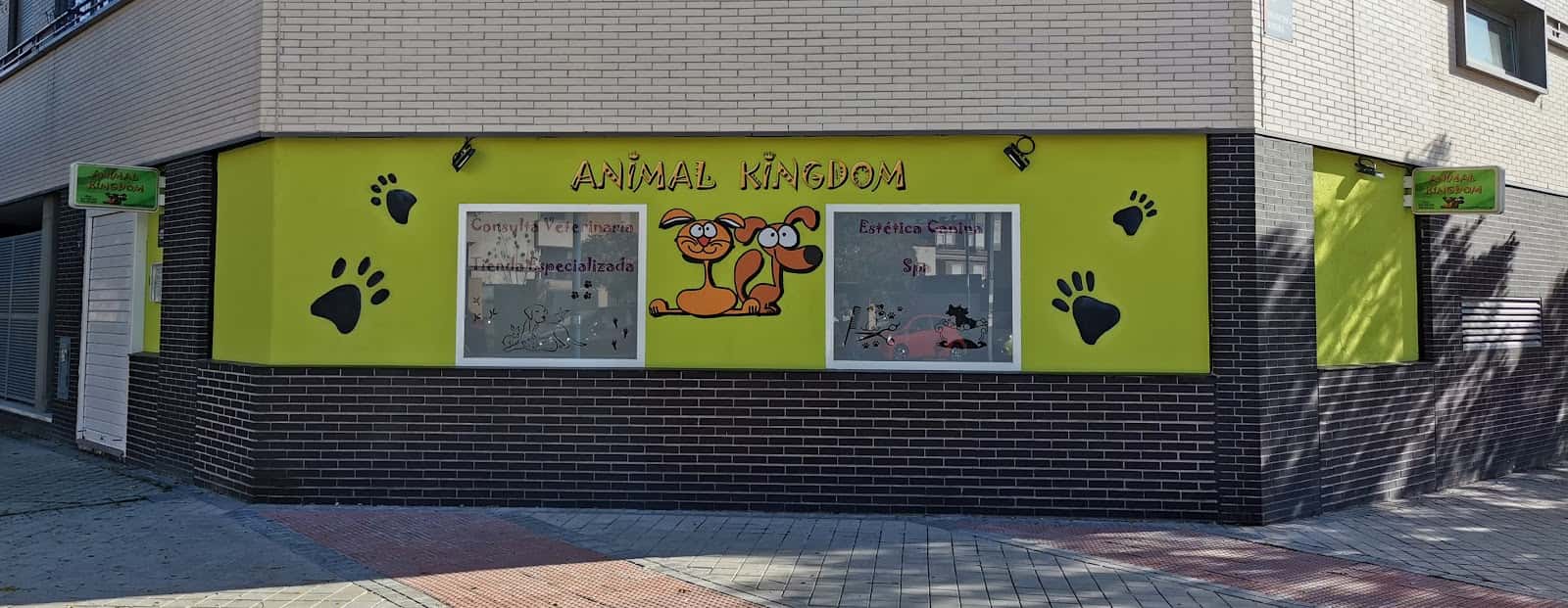 centro veterinario animal kingdom veterinario centro en leganes en madrid principalImage ADOPTA Sitios Pet Friendly
