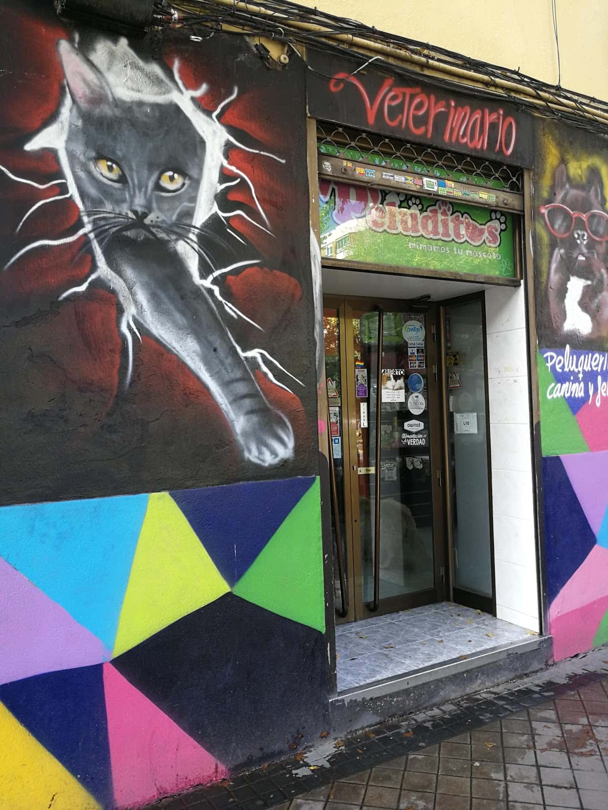 Peluditos Centro Veterinario