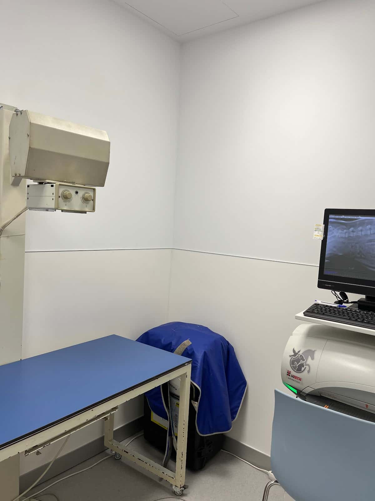 Clínica Veterinaria Caservet Rivas Santa Mónica