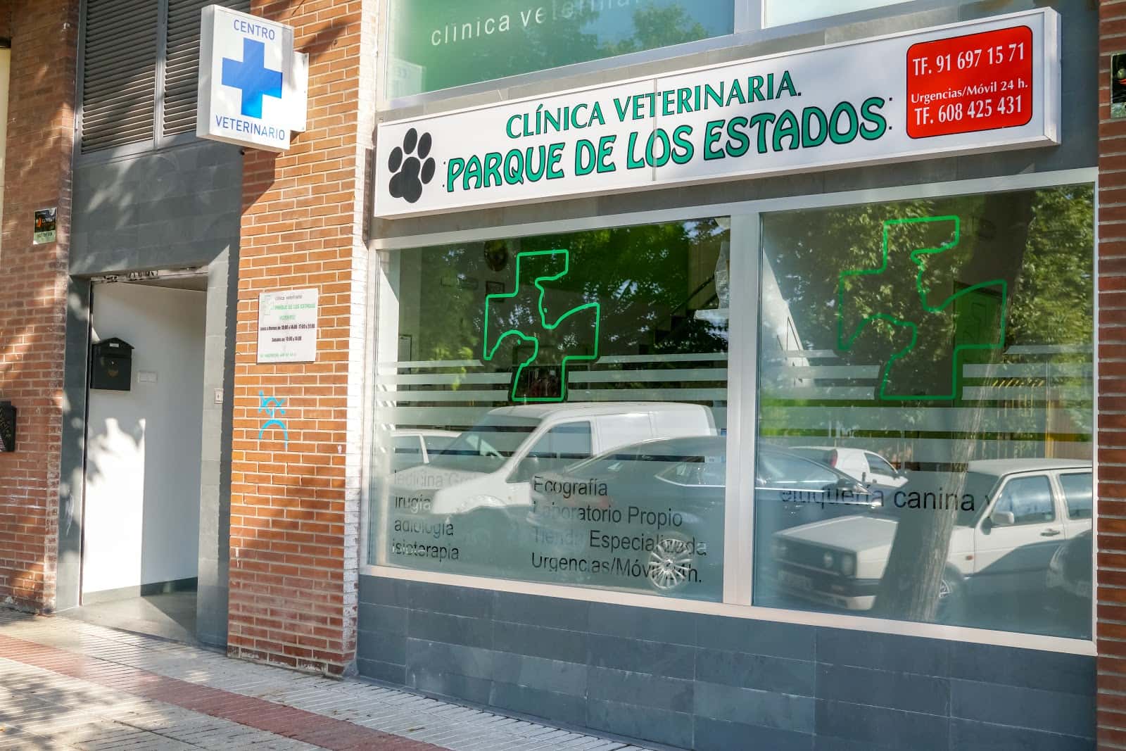 clinica veterinaria parque de los estados veterinario clinica en fuenlabrada en madrid principalImage ADOPTA Sitios Pet Friendly