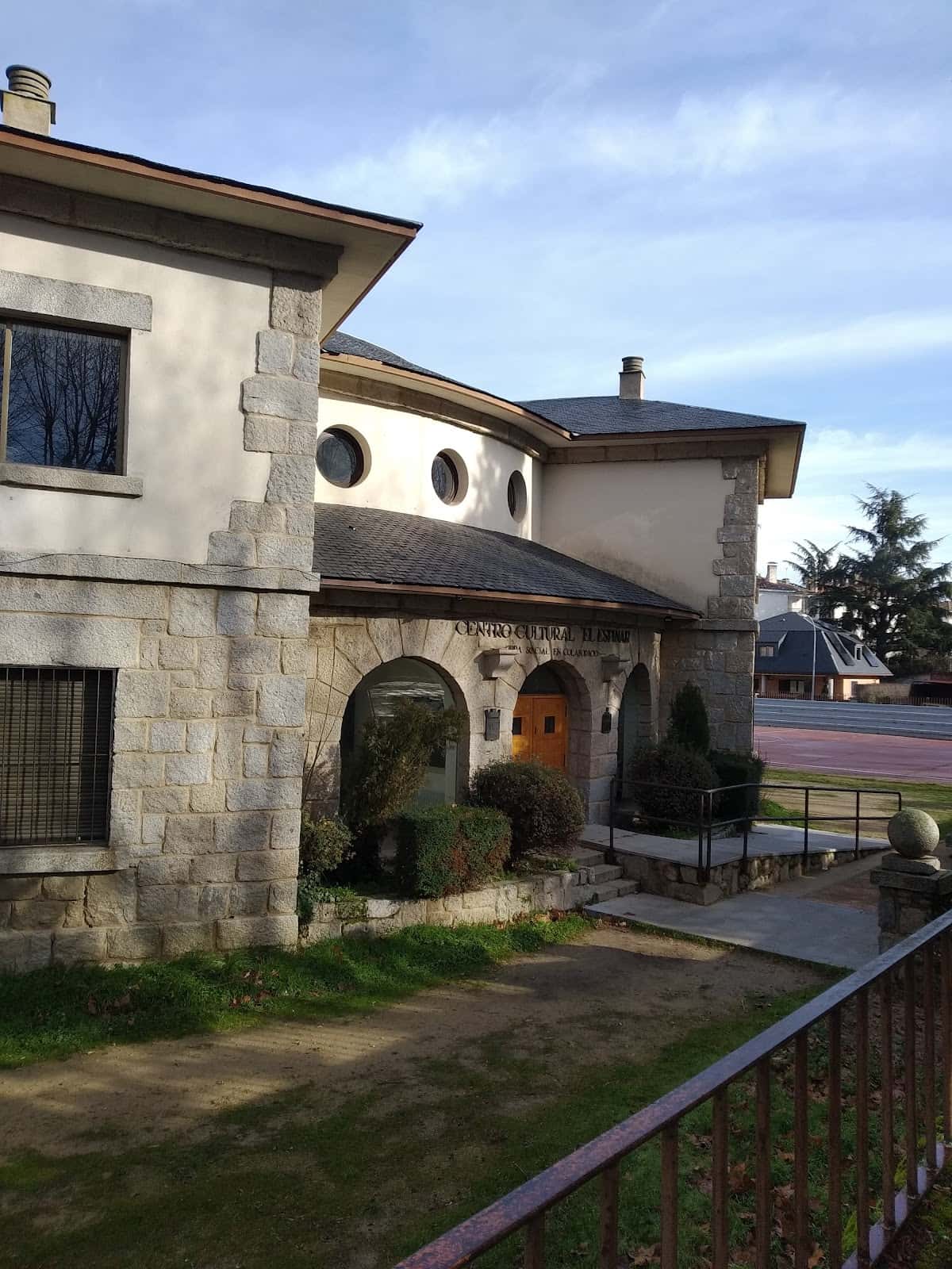 clinica veterinaria el espinar veterinario clinica en el espinar en segovia principalImage ADOPTA Sitios Pet Friendly