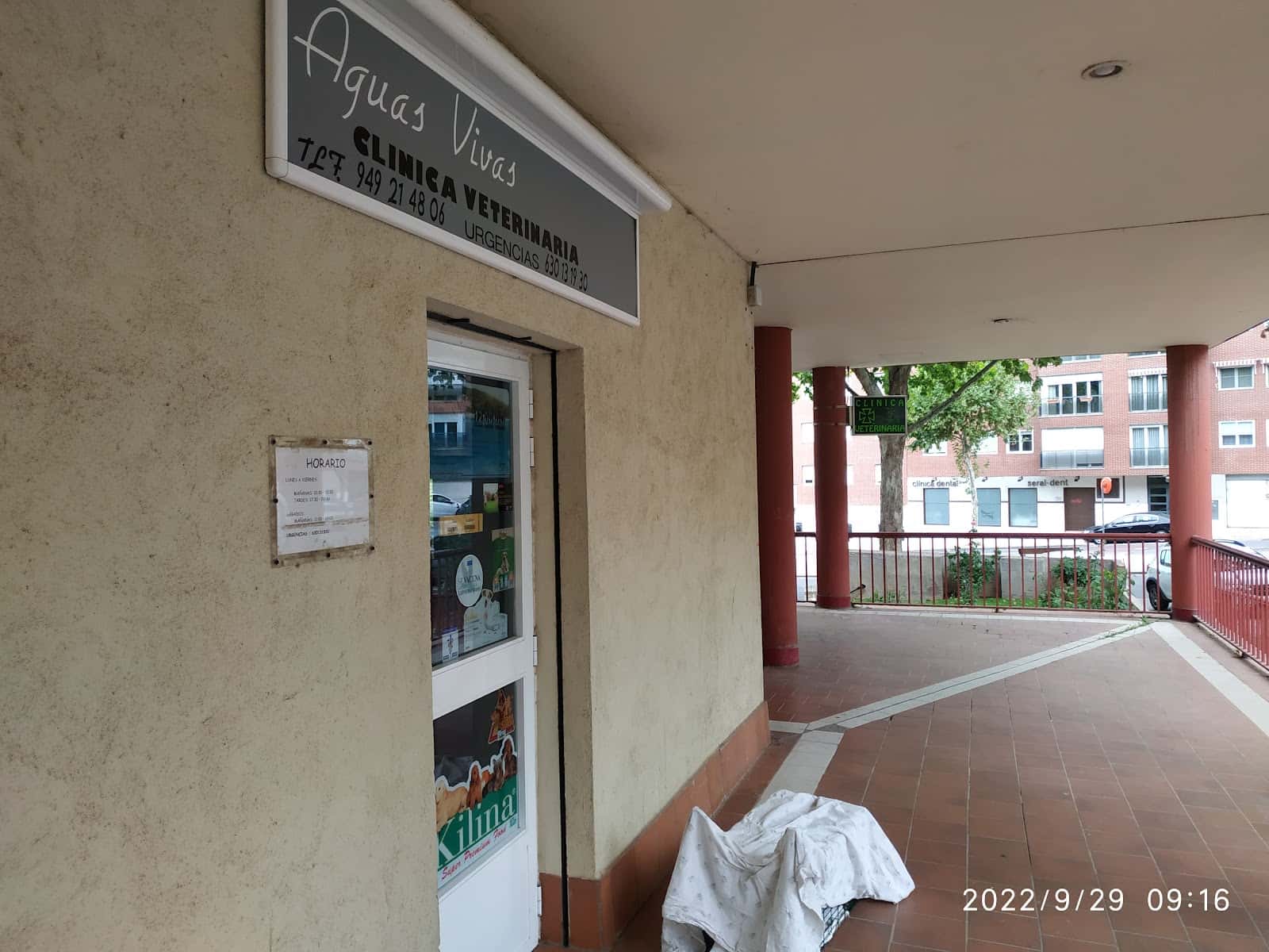 CLÍNICA VETERINARIA AGUAS VIVAS