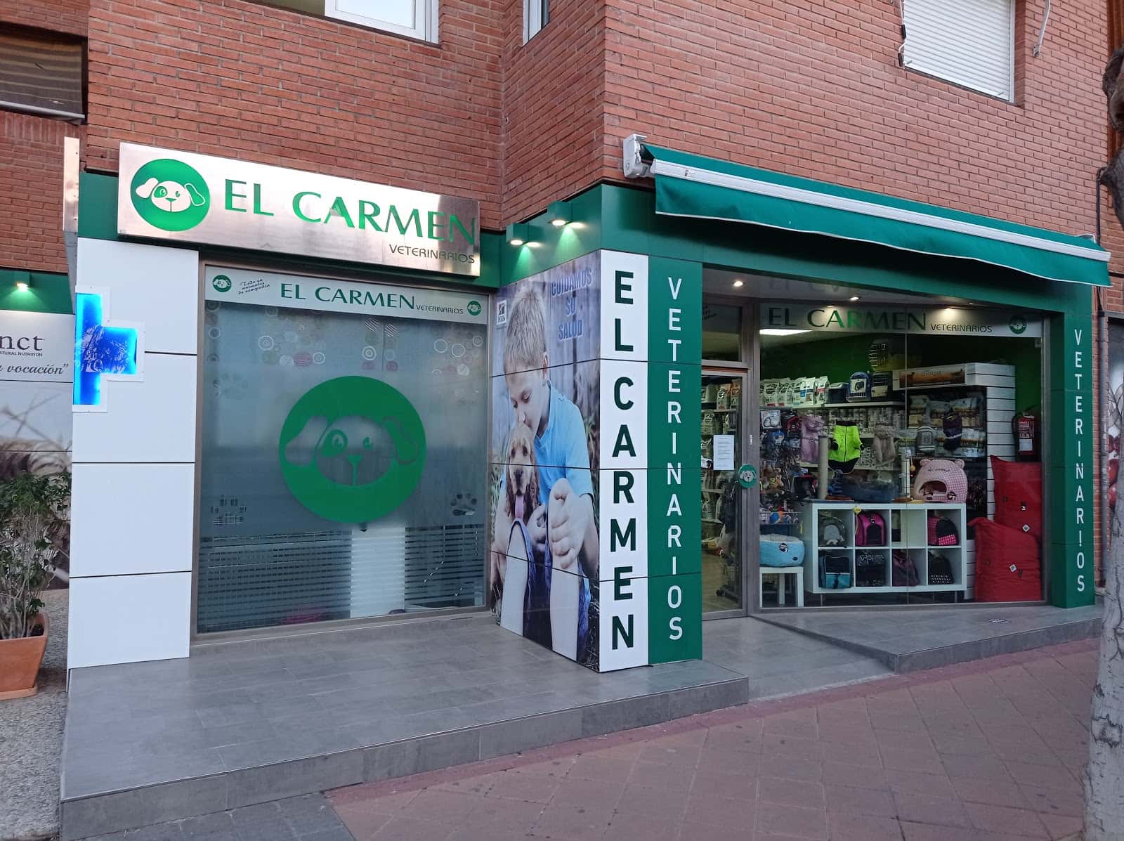 Clínica Veterinaria El Carmen S.L.