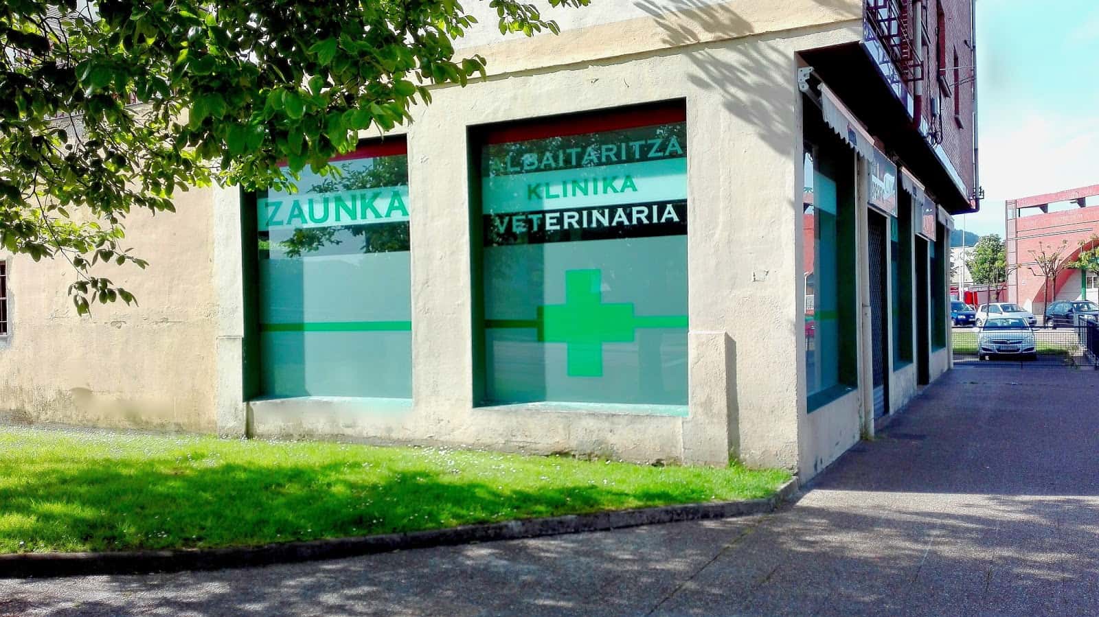 CLINICA VETERINARIA ZAUNKA LLODIO