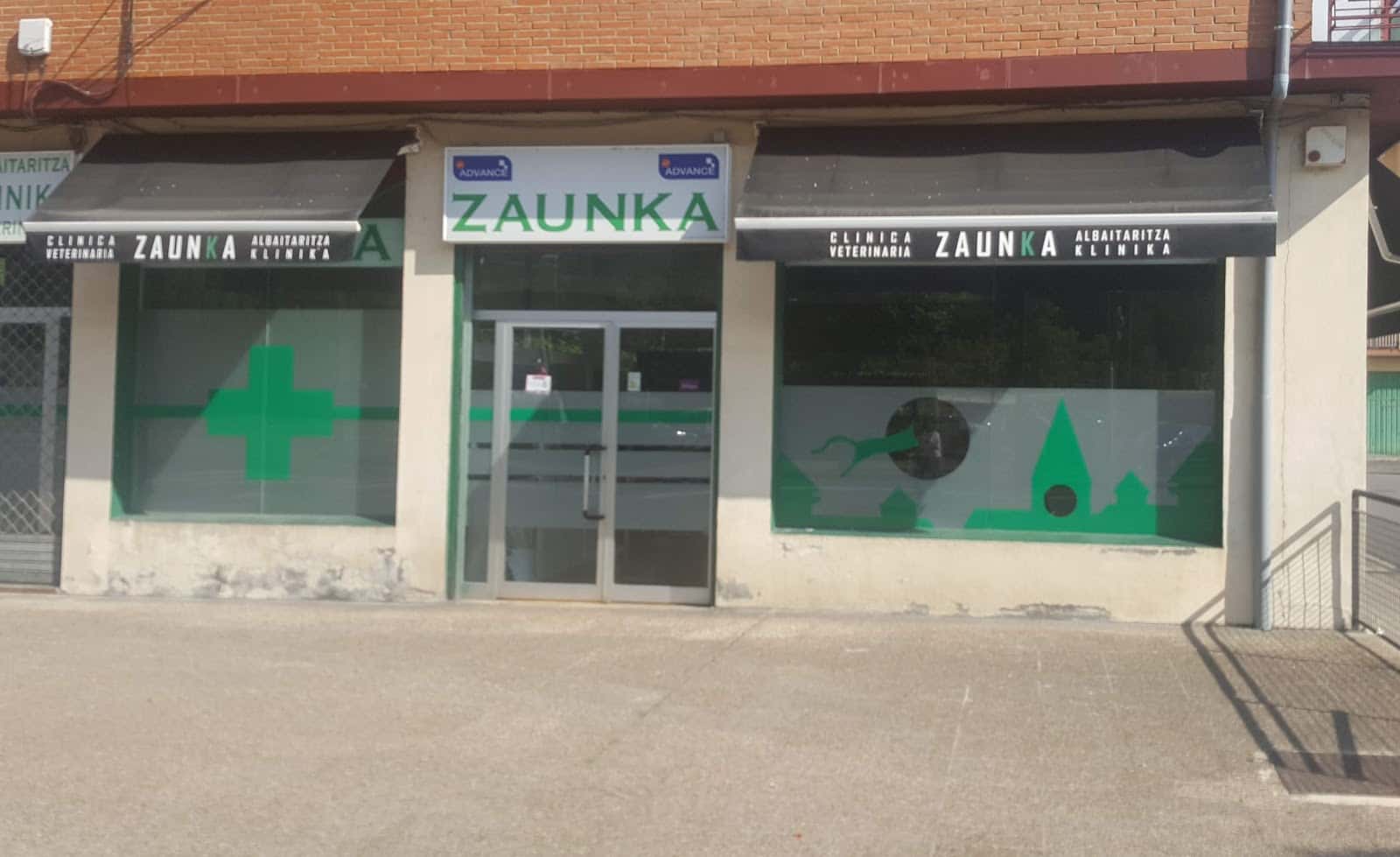 clinica veterinaria zaunka llodio veterinario clinica en laudio en araba principalImage ADOPTA Sitios Pet Friendly