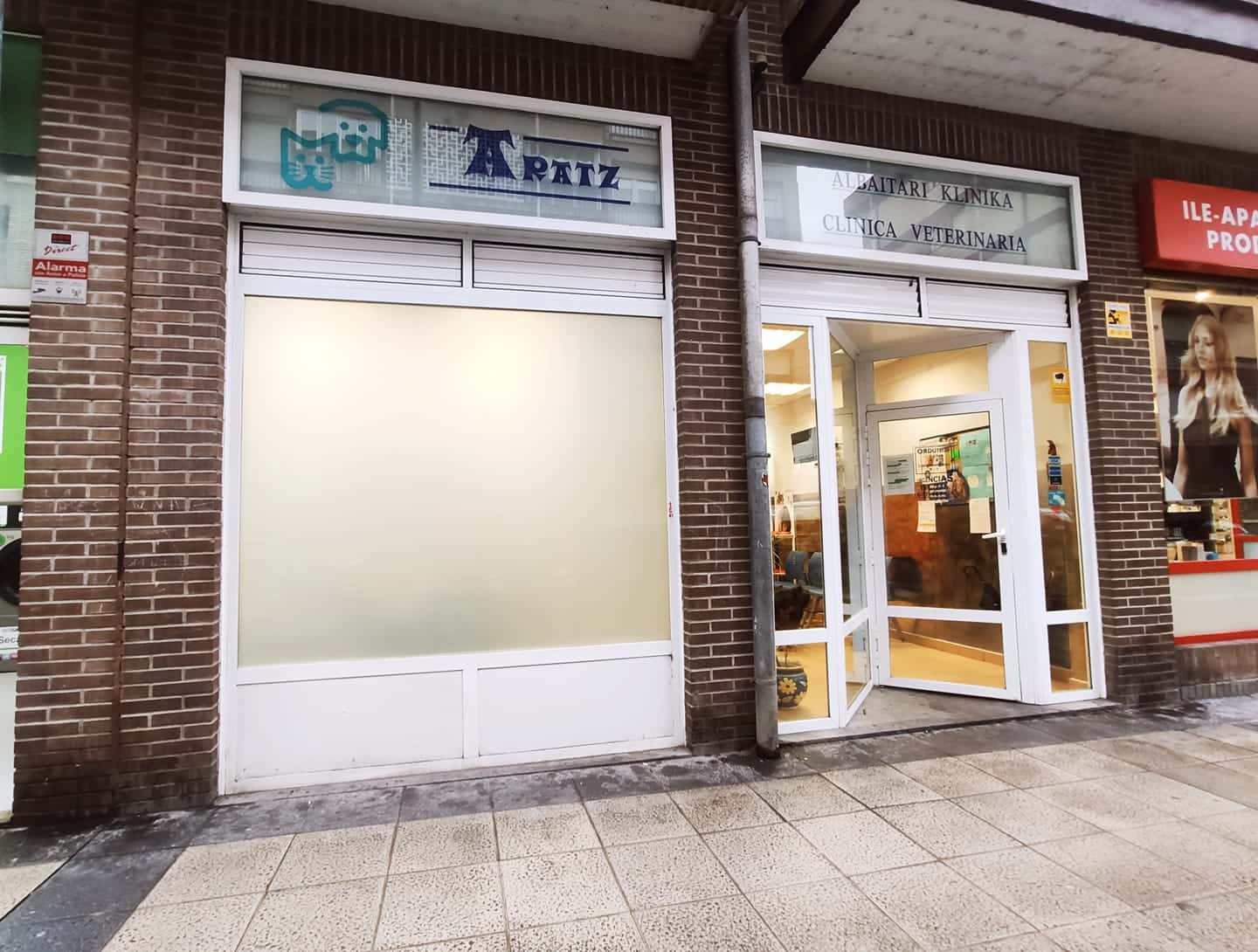 clinica veterinaria aratz veterinario clinica en bergara en gipuzkoa principalImage ADOPTA Sitios Pet Friendly