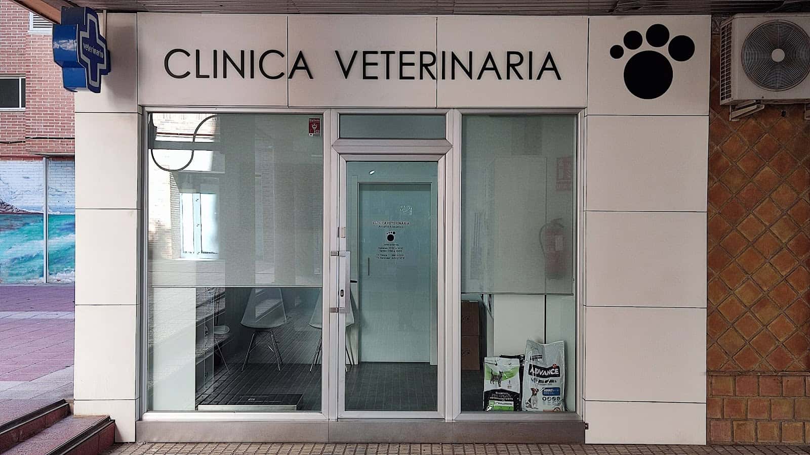 antonio albaladejo clinica veterinaria veterinario clinica barrio murcia en murcia en murcia principalImage ADOPTA Sitios Pet Friendly