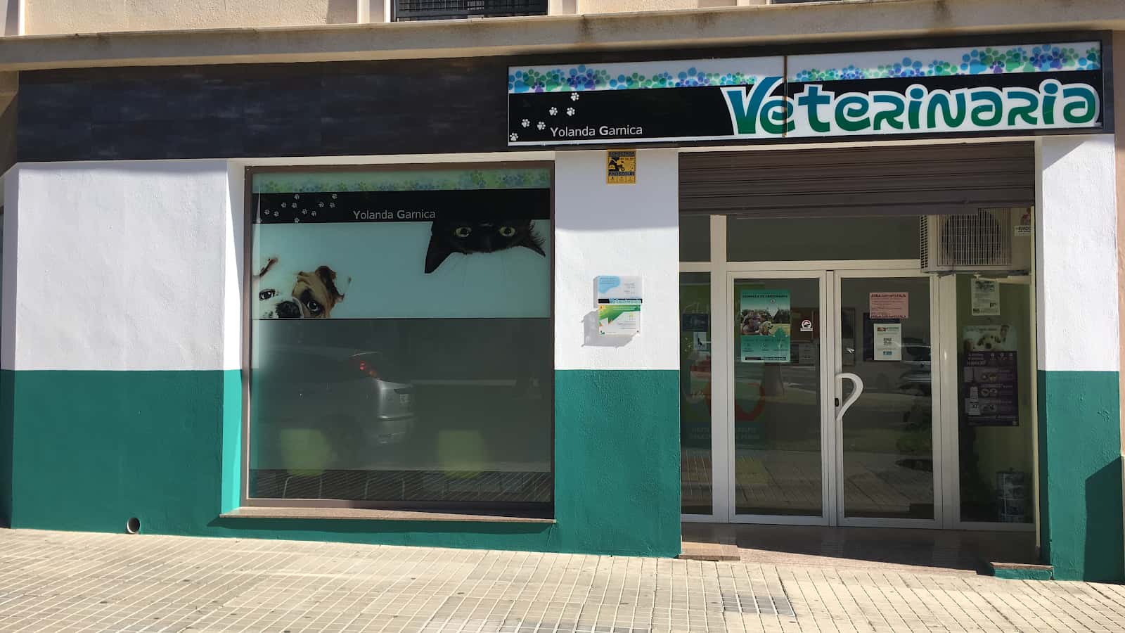 clinica veterinaria yolanda garnica veterinario clinica en el ejido en almeria principalImage ADOPTA Sitios Pet Friendly