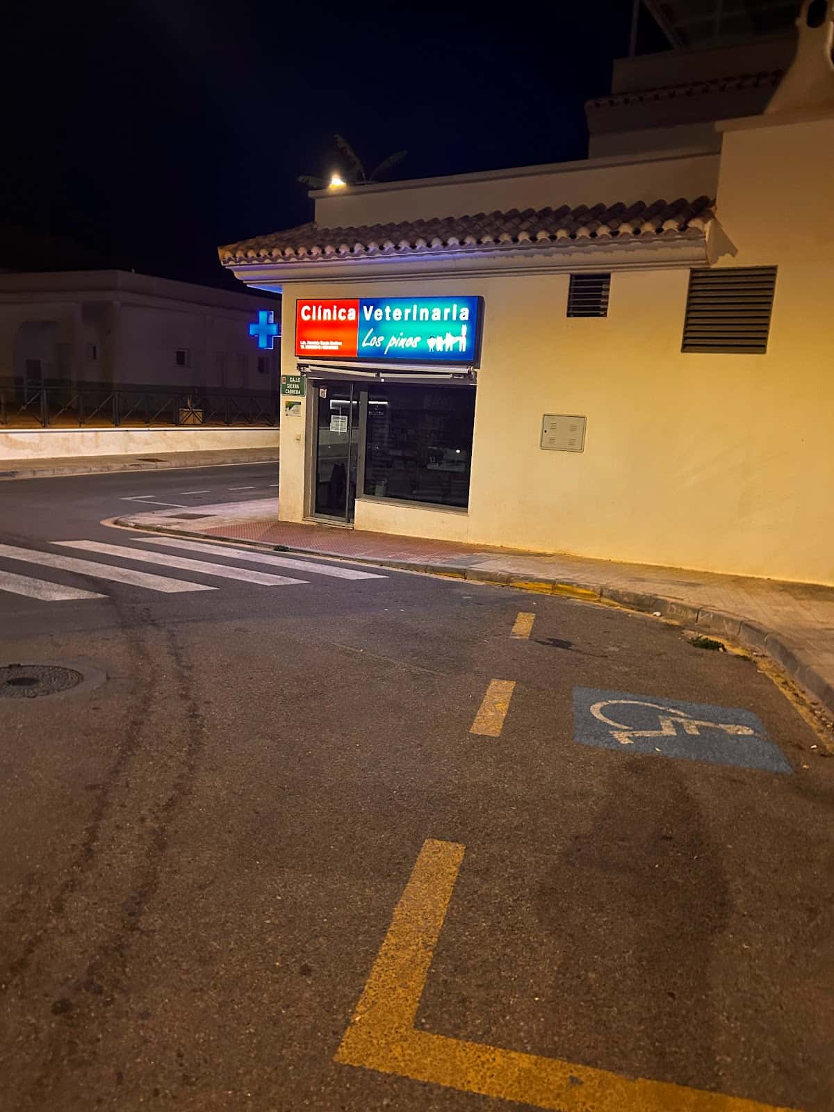 Clínica Veterinaria Los Pinos