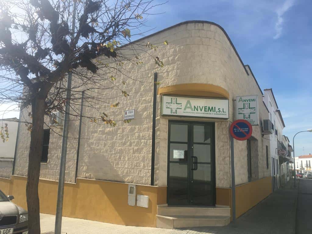 anvemi s l  veterinario centro en fuente de cantos en badajoz principalImage ADOPTA Sitios Pet Friendly