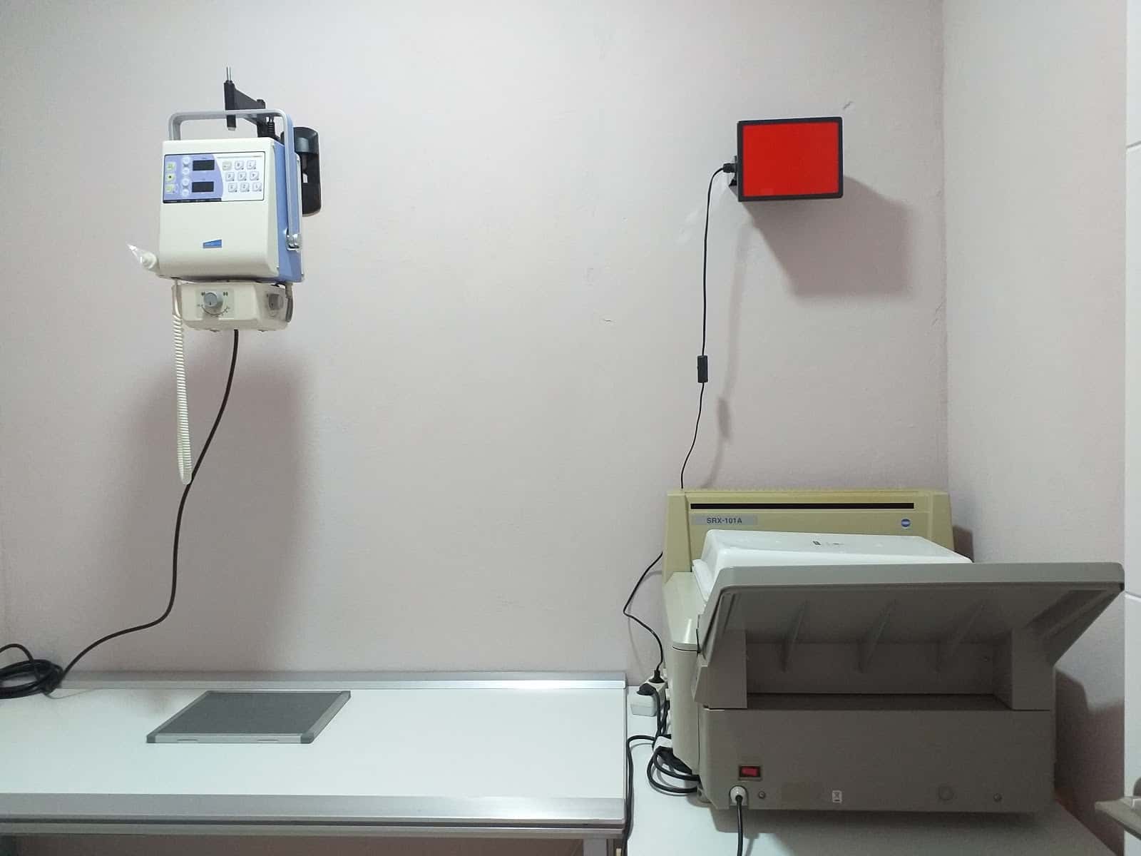 CLINICA VETERINARIA VETERHOUSE - MARIA JESUS GOMEZ BLANCO