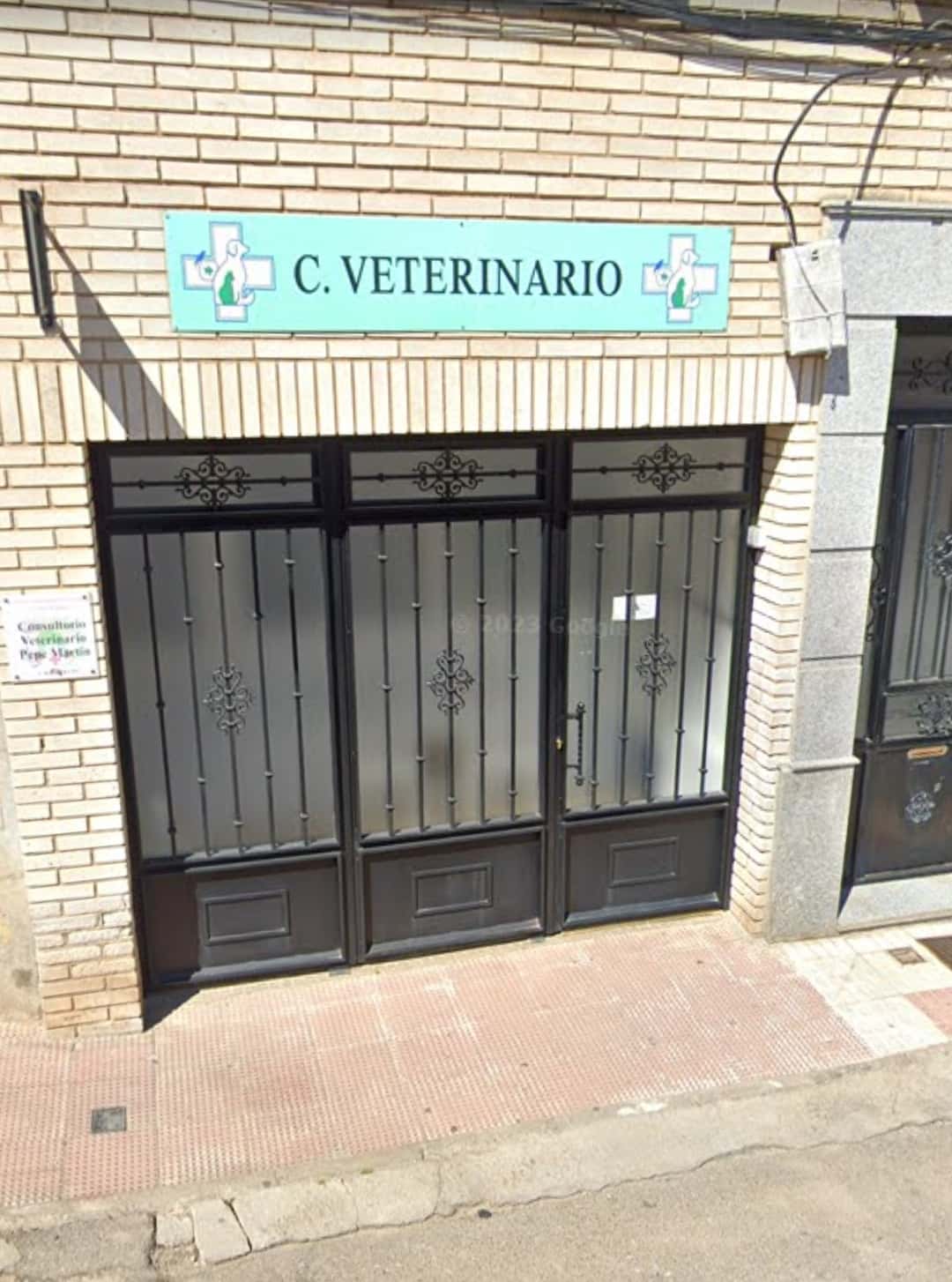 c veterinario pepe martin veterinario centro en calamonte en badajoz photo undefined ADOPTA Sitios Pet Friendly