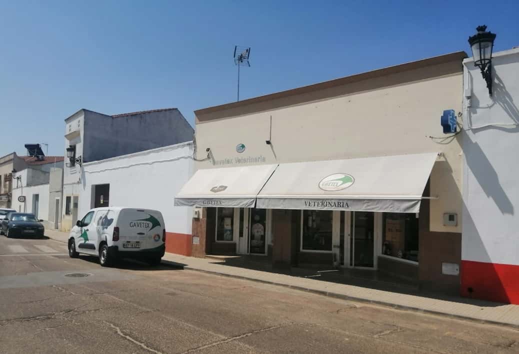 CLÍNICA VETERINARIA GAVETEX - GUAREÑA