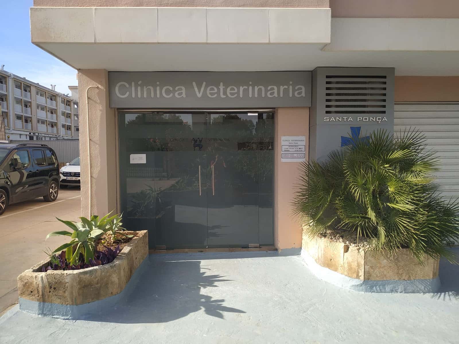 clinica veterinaria santa ponca veterinario clinica en santa ponca en illes balears photo undefined ADOPTA Sitios Pet Friendly