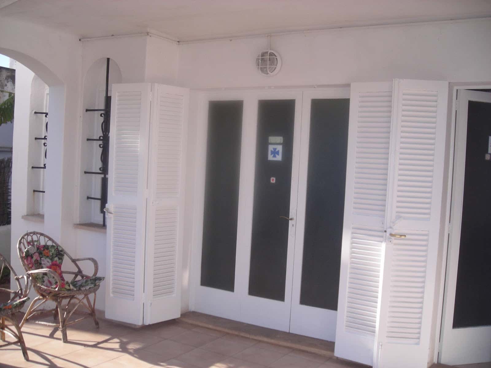 andres burguera vidal veterinario centro en cala d or en illes balears principalImage ADOPTA Sitios Pet Friendly