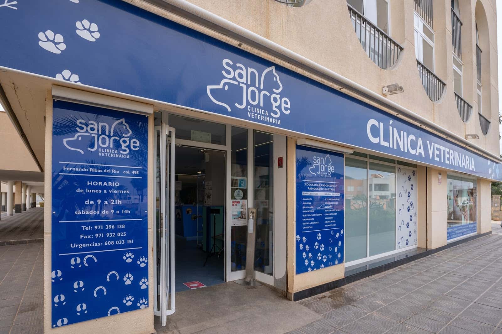clinica veterinaria san jorge veterinario clinica en sant jordi de ses salines en illes balears principalImage ADOPTA Sitios Pet Friendly