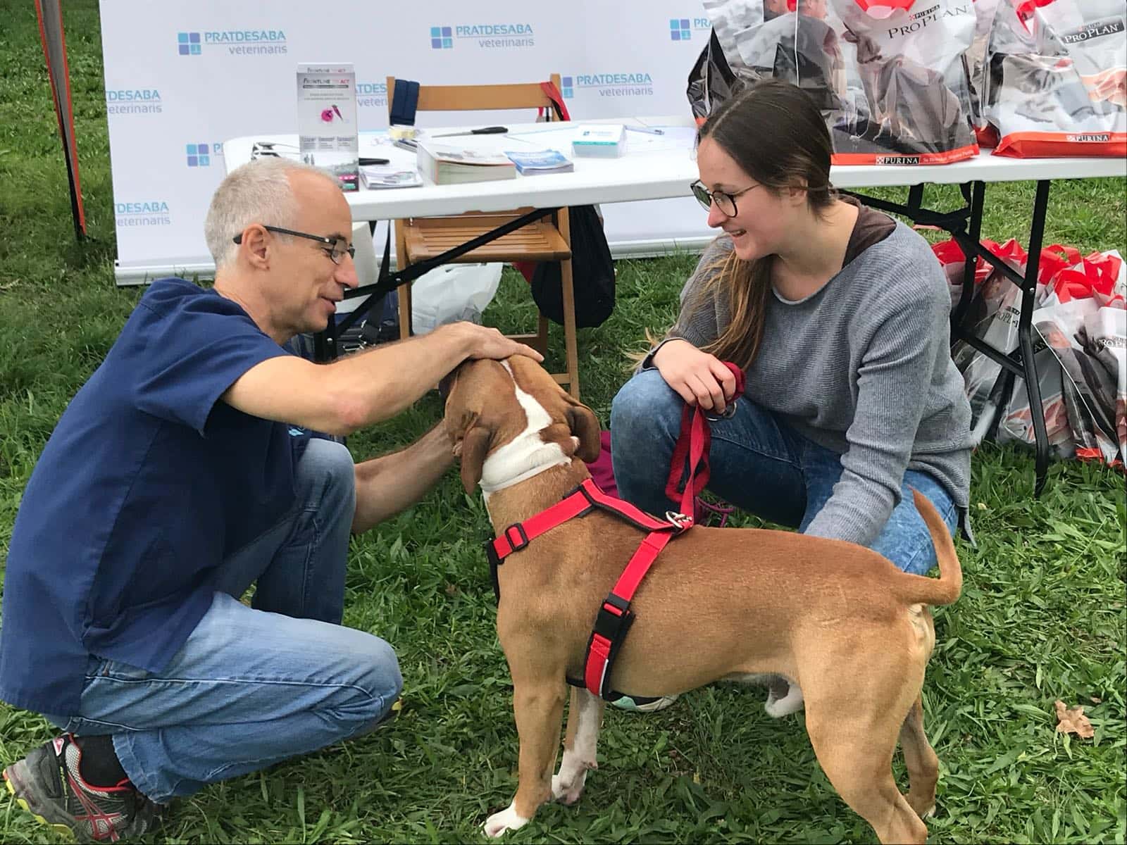 pratdesaba veterinaris malla veterinario centro en malla en barcelona principalImage ADOPTA Sitios Pet Friendly