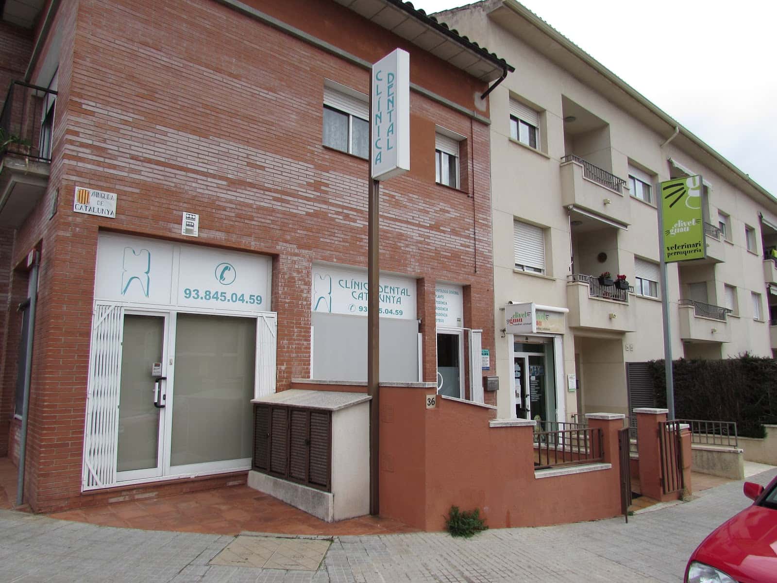 clivet urgencies 24 h veterinario centro en sant antoni de vilamajor en barcelona principalImage ADOPTA Sitios Pet Friendly