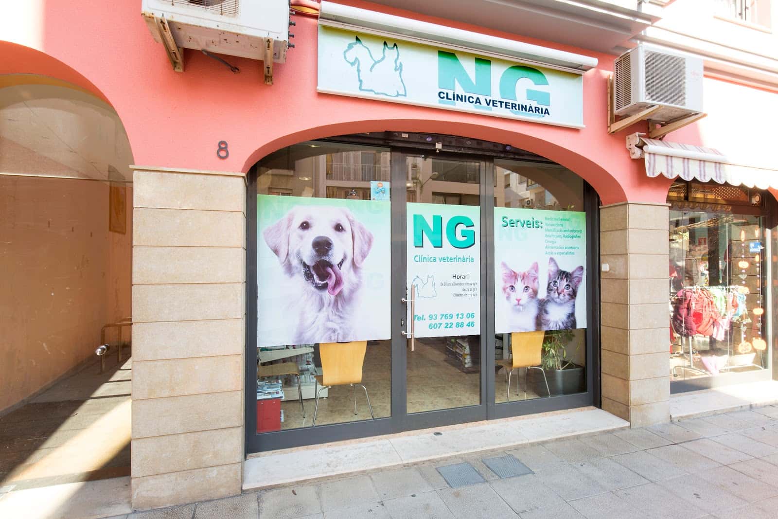 ng centre veterinari calella veterinario centro en calella en barcelona photo undefined ADOPTA Sitios Pet Friendly