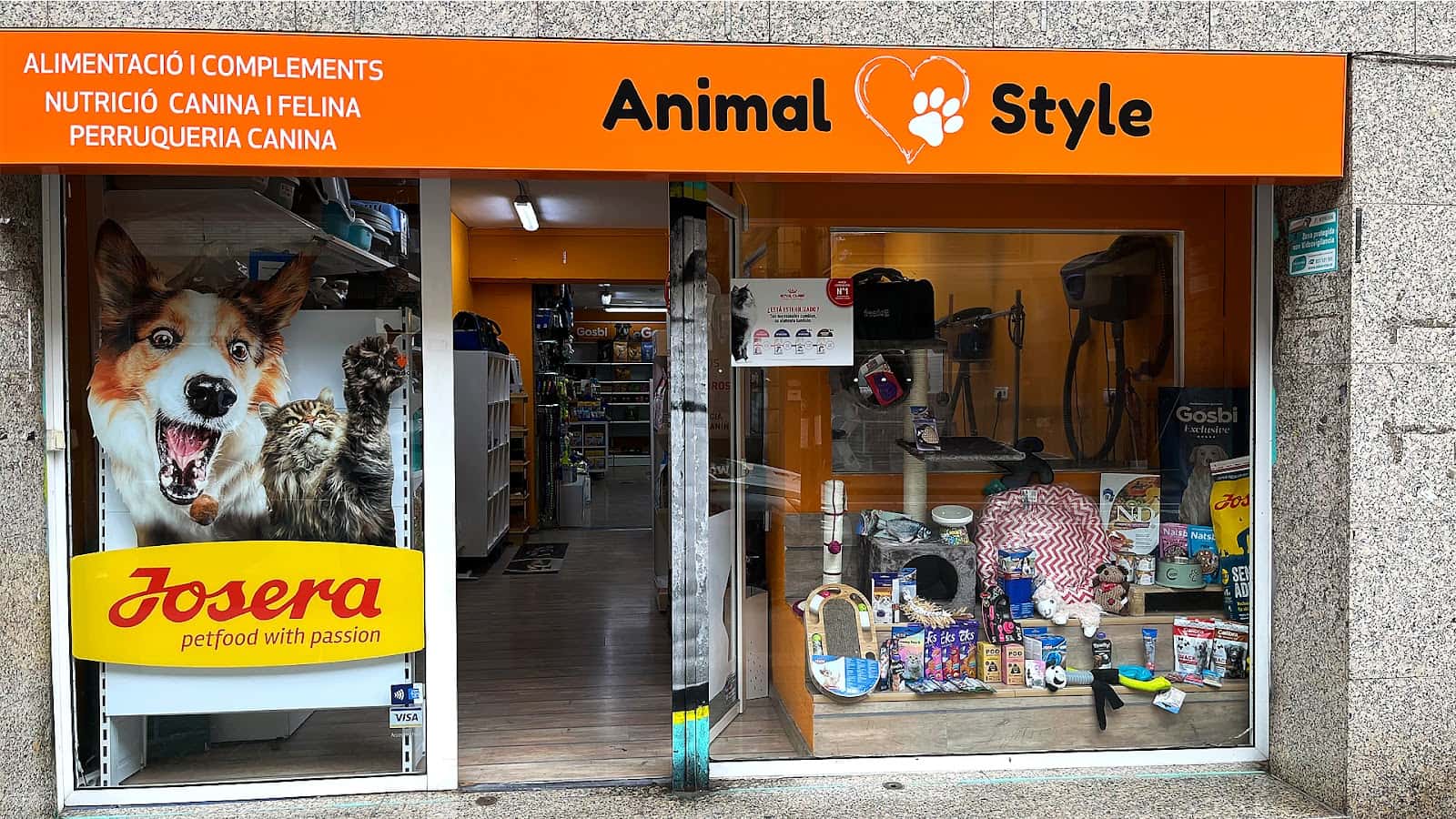 animal style montserrat veterinario centro barrio horta guinardo en barcelona en barcelona principalImage ADOPTA Sitios Pet Friendly