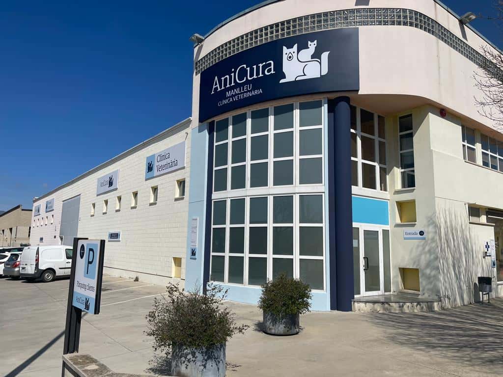 anicura manlleu clinica veterinaria veterinario clinica en manlleu en barcelona principalImage ADOPTA Sitios Pet Friendly