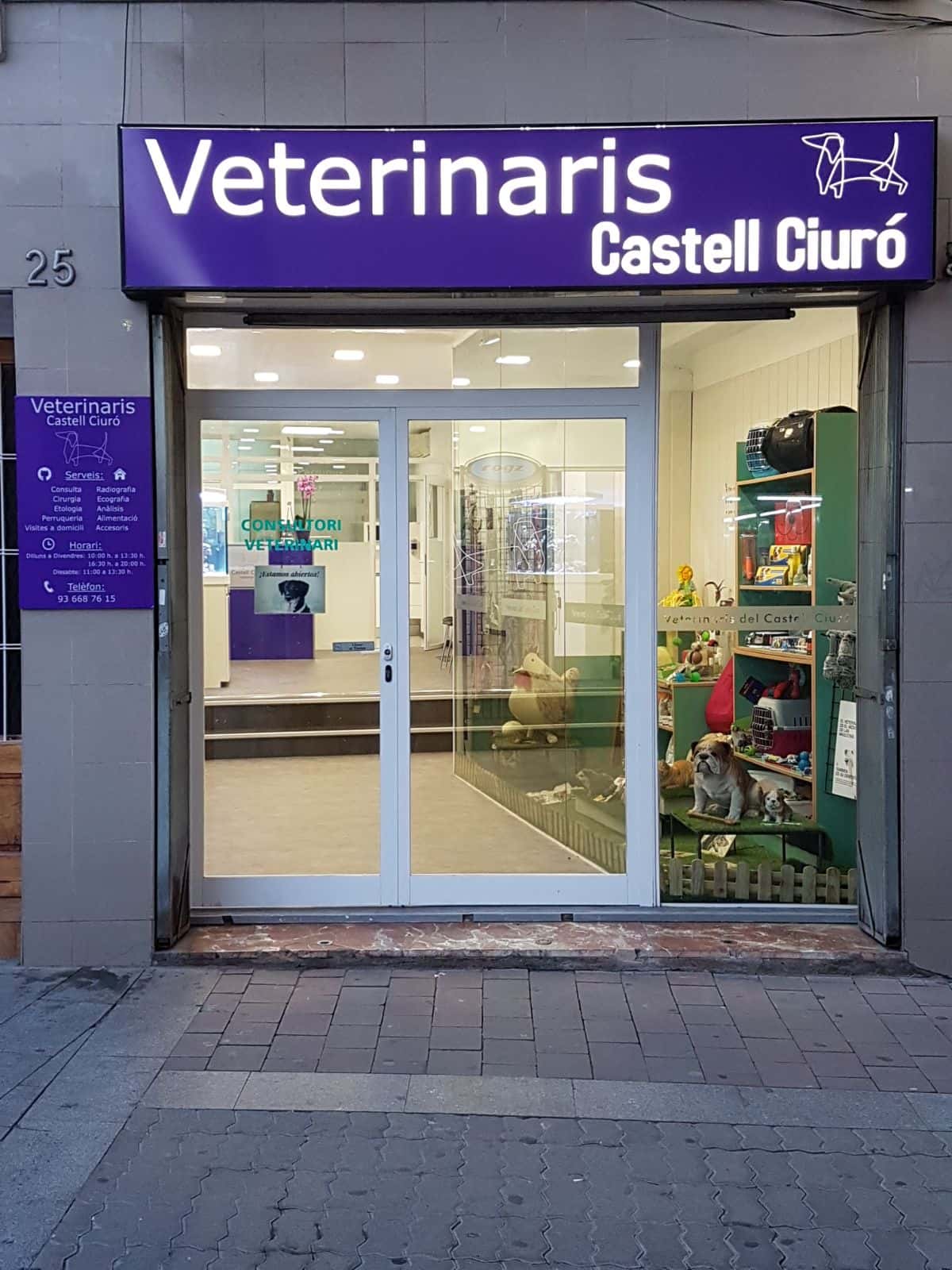 veterinaris castell ciuro veterinario centro en molins de rei en barcelona principalImage ADOPTA Sitios Pet Friendly