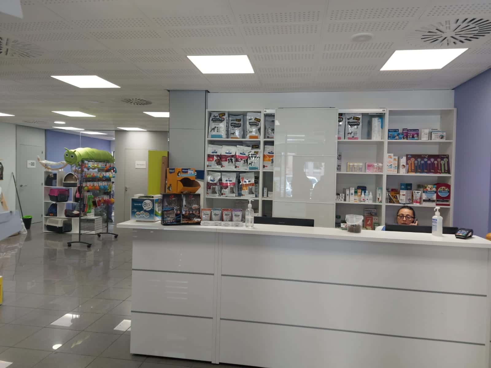 clinica veterinaria wuapus veterinario clinica en el vendrell en tarragona principalImage ADOPTA Sitios Pet Friendly
