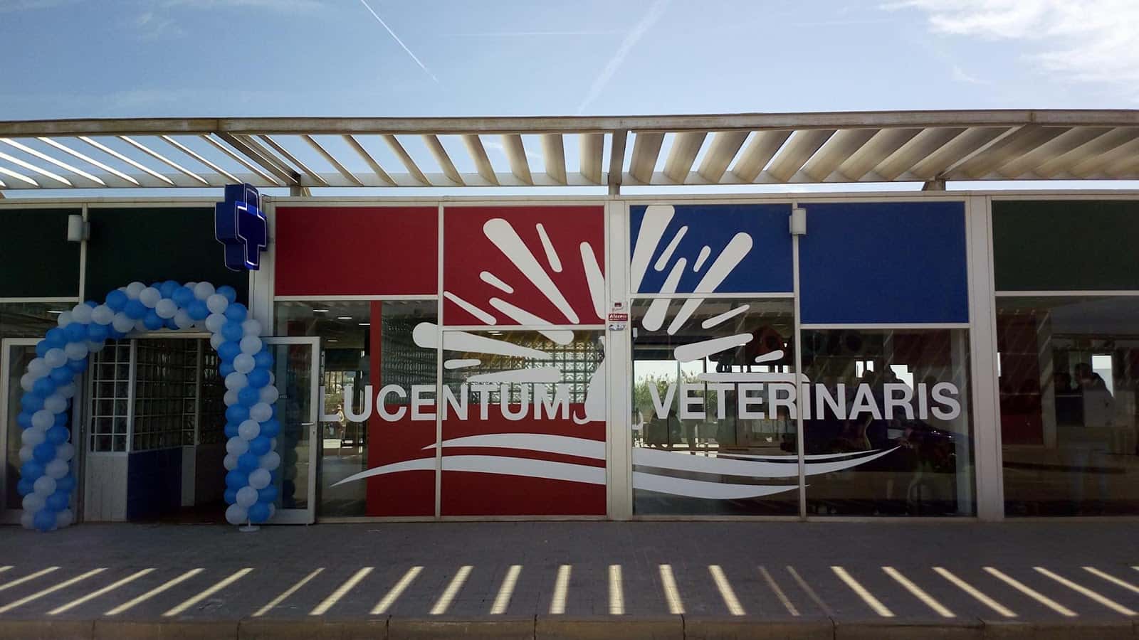 lucentum veterinaris veterinario centro en segur de calafell en tarragona principalImage ADOPTA Sitios Pet Friendly