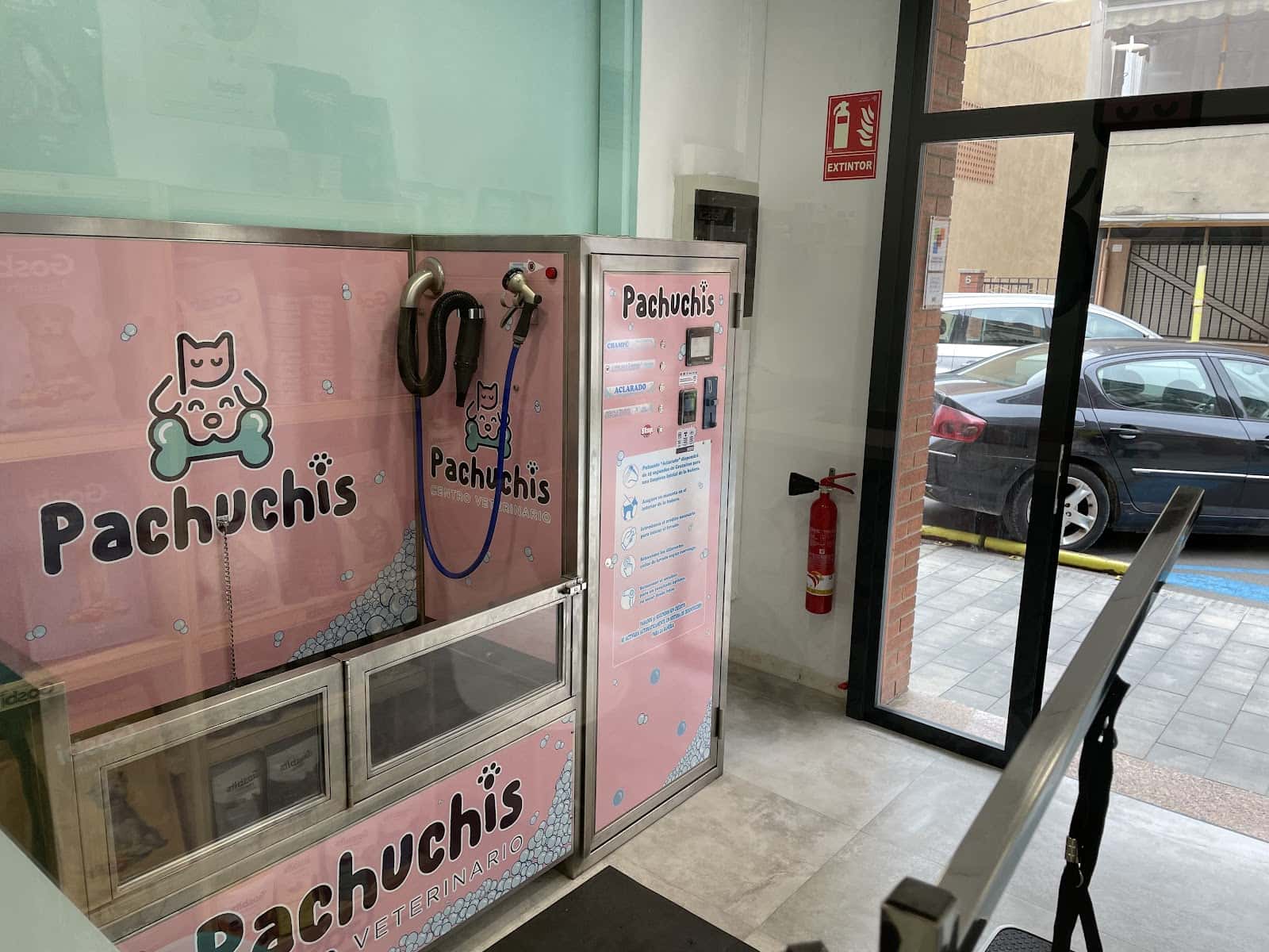 centre veterinari pachuchis veterinario centro en castellar del valles en barcelona principalImage ADOPTA Sitios Pet Friendly