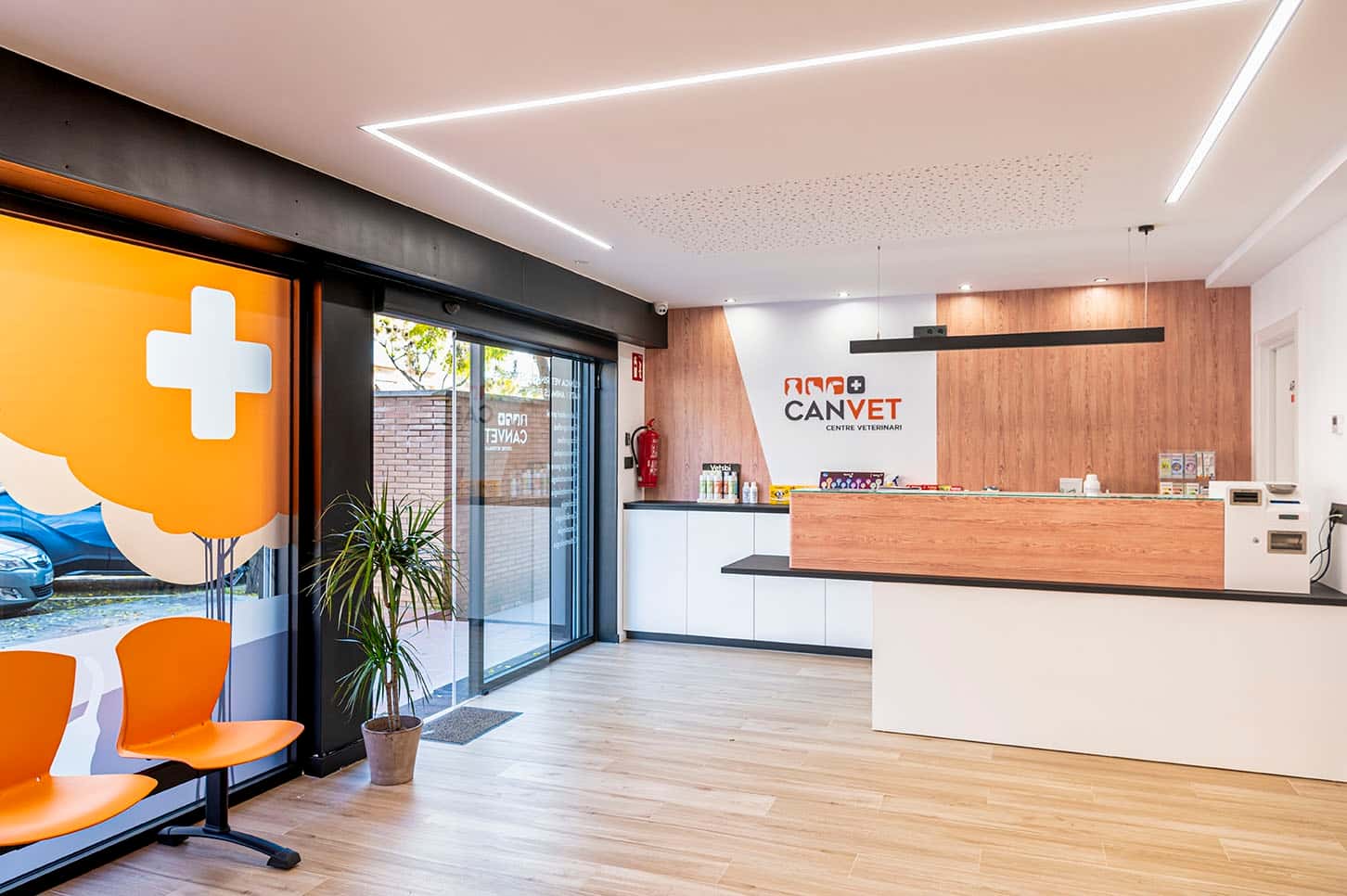 Centre Veterinari Canvet. Urgències 24h
