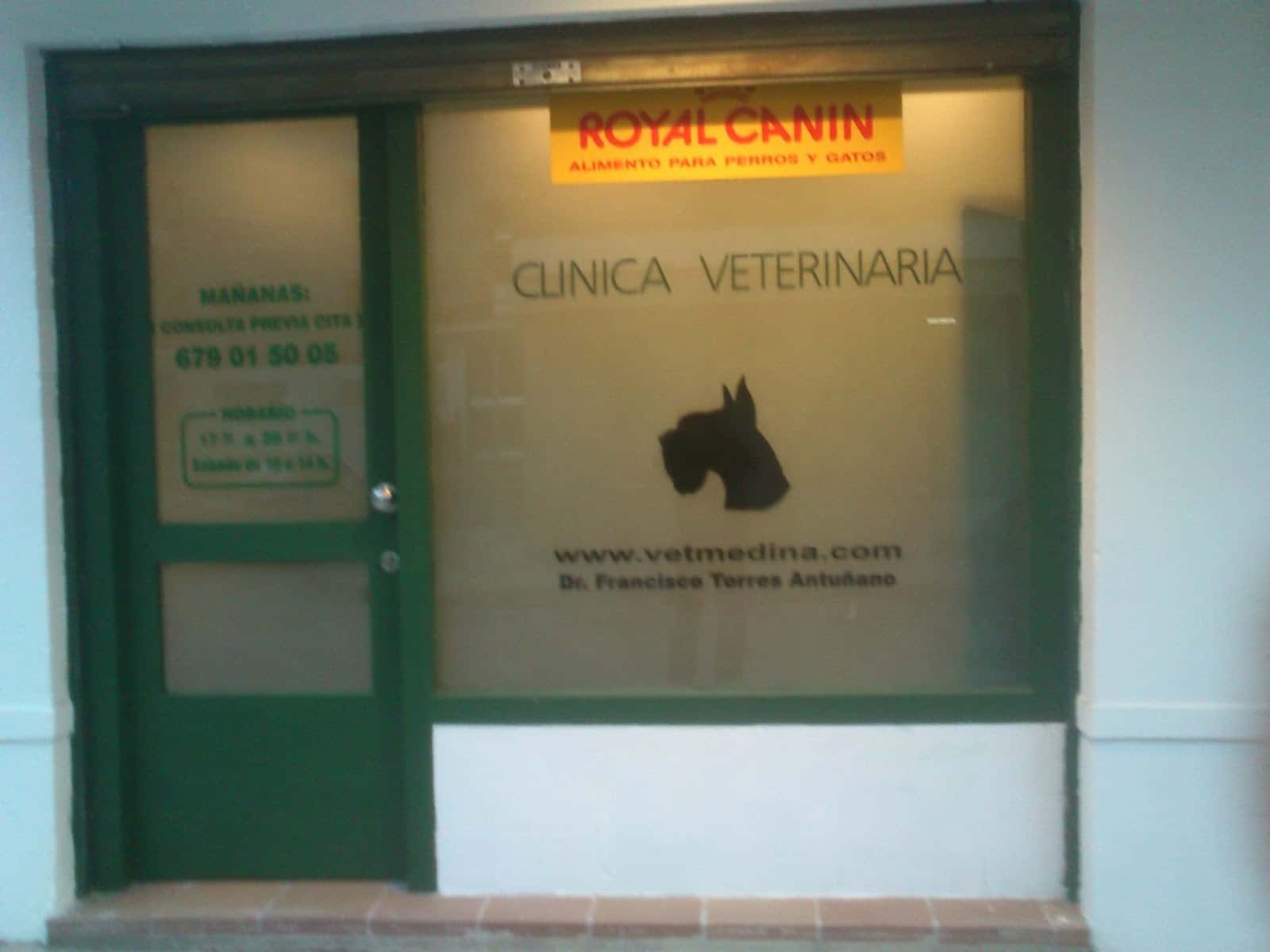 CLÍNICA VETERINARIA MEDINA