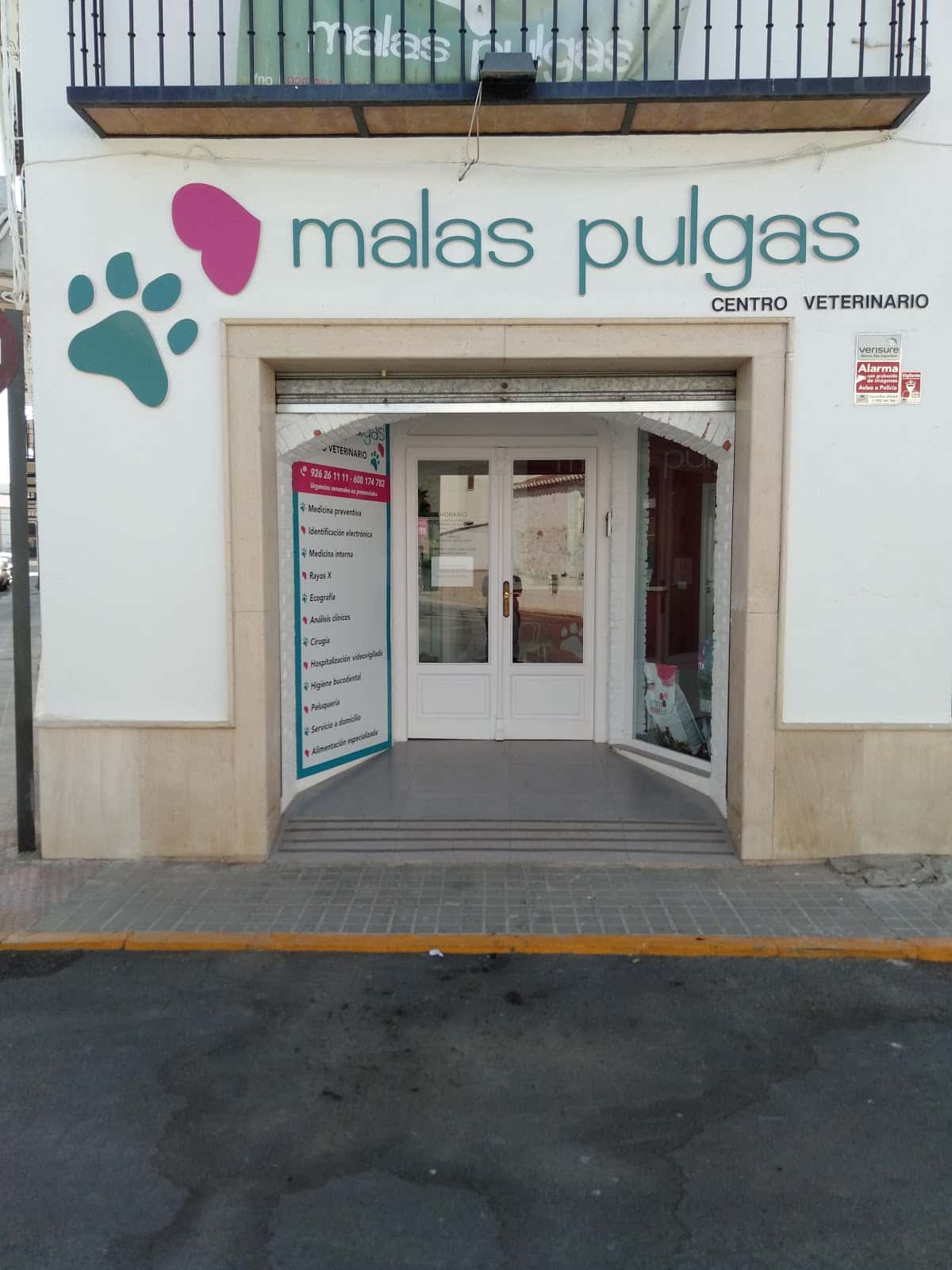 clinica veterinaria malas pulgas veterinario clinica en almagro en ciudad real principalImage ADOPTA Sitios Pet Friendly
