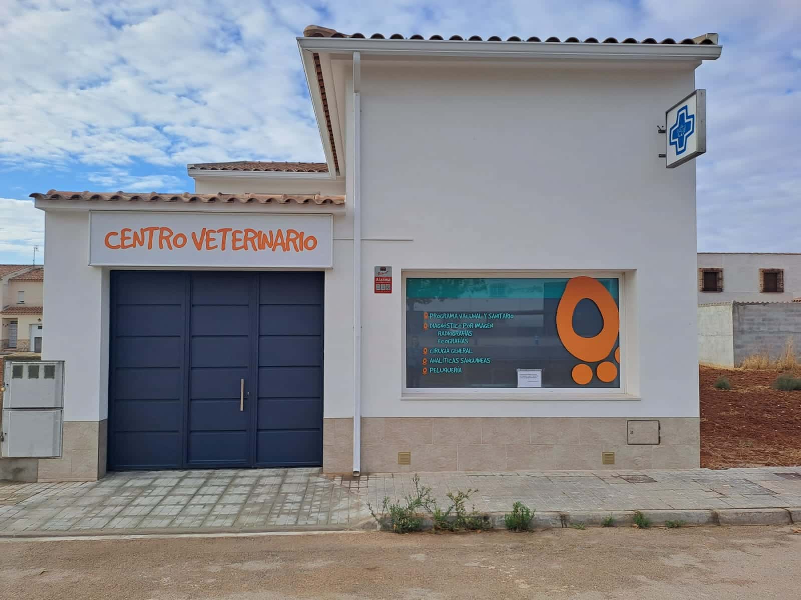 clinica veterinaria el arca de noe veterinario clinica en mota del cuervo en cuenca principalImage ADOPTA Sitios Pet Friendly