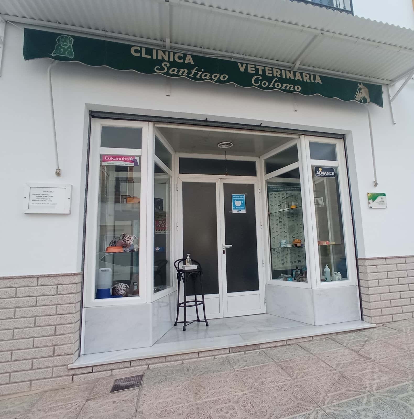clinica veterinaria santiago colomo veterinario clinica en porcuna en jaen principalImage ADOPTA Sitios Pet Friendly