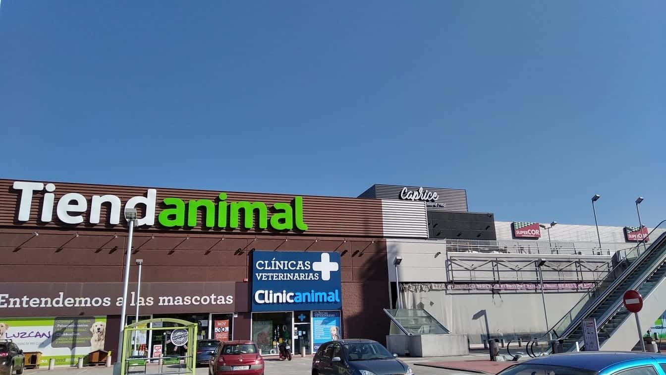 clinicanimal veterinario clinica en oleiros en la coruna principalImage ADOPTA Sitios Pet Friendly