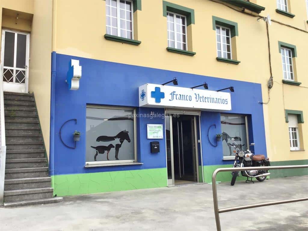 franco veterinarios veterinario centro en valdovino en a coruna principalImage ADOPTA Sitios Pet Friendly
