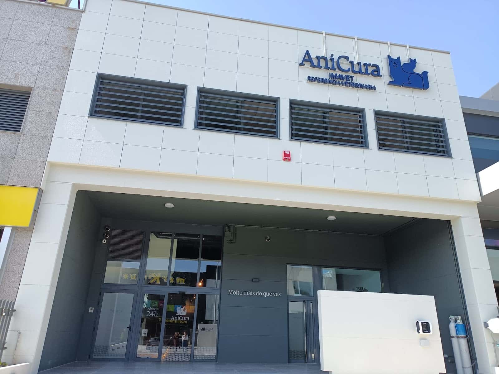 anicura imavet  hospital veterinario veterinario hospital en santiago de compostela en a coruna principalImage ADOPTA Sitios Pet Friendly