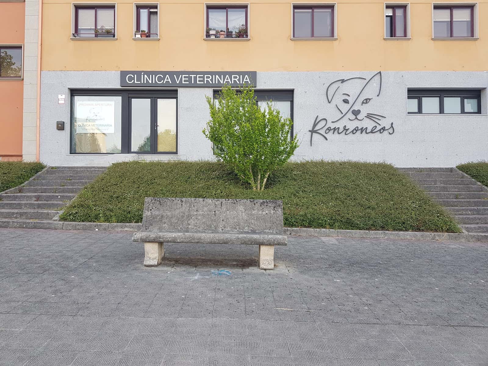Ronroneos Clinica Veterinaria