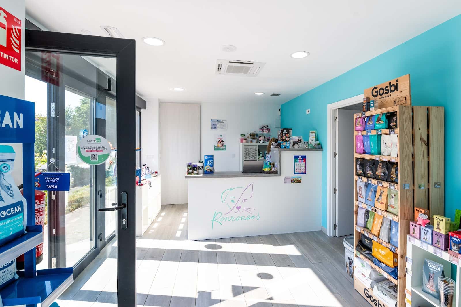 Ronroneos Clinica Veterinaria