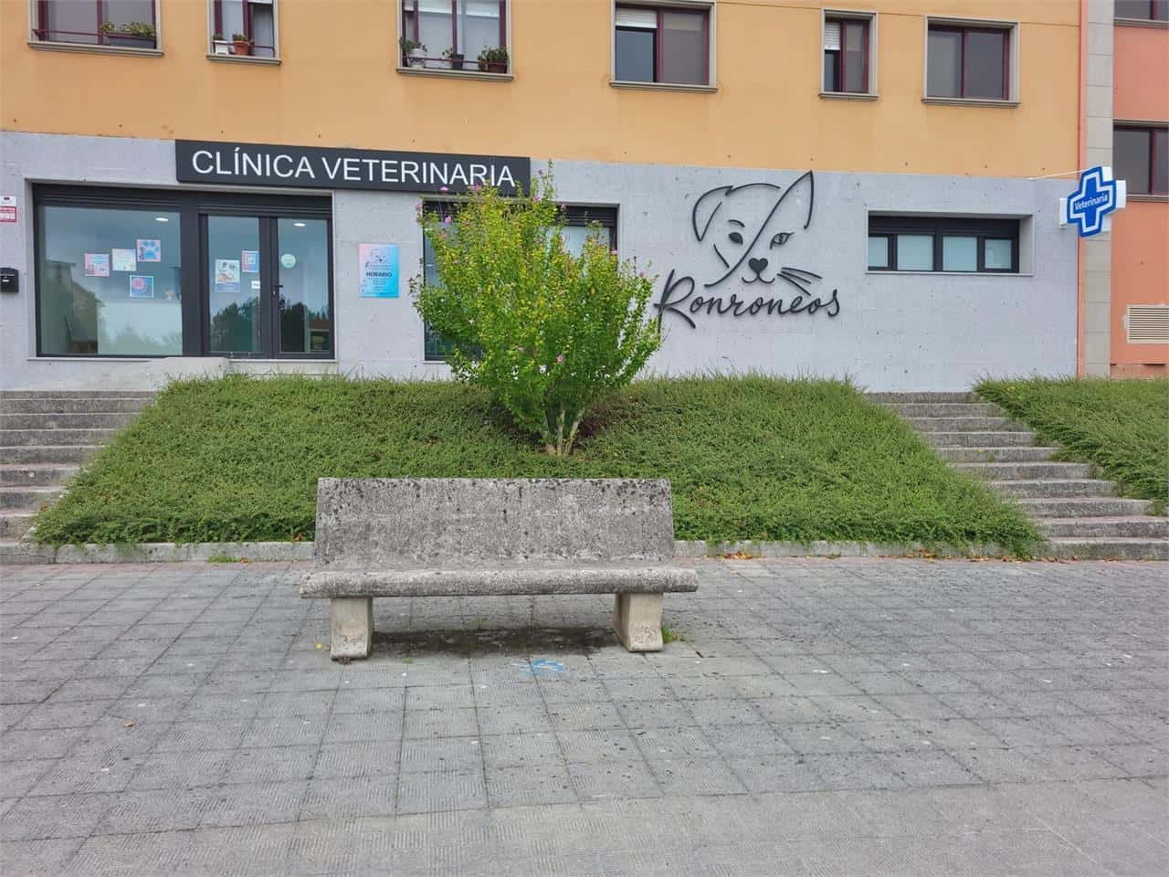 ronroneos clinica veterinaria veterinario clinica en teo en la coruna principalImage ADOPTA Sitios Pet Friendly