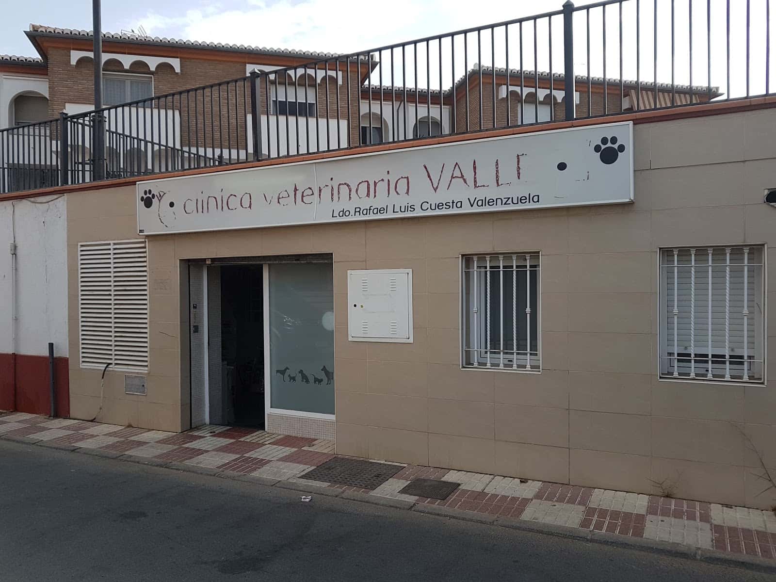 veterinaria valle veterinario centro en durcal en granada principalImage ADOPTA Sitios Pet Friendly