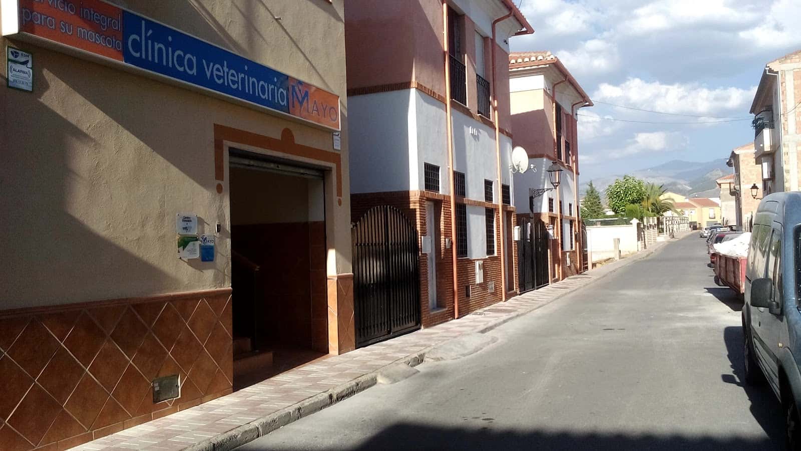 clinica veterinaria mallo veterinario clinica en otura en granada principalImage ADOPTA Sitios Pet Friendly