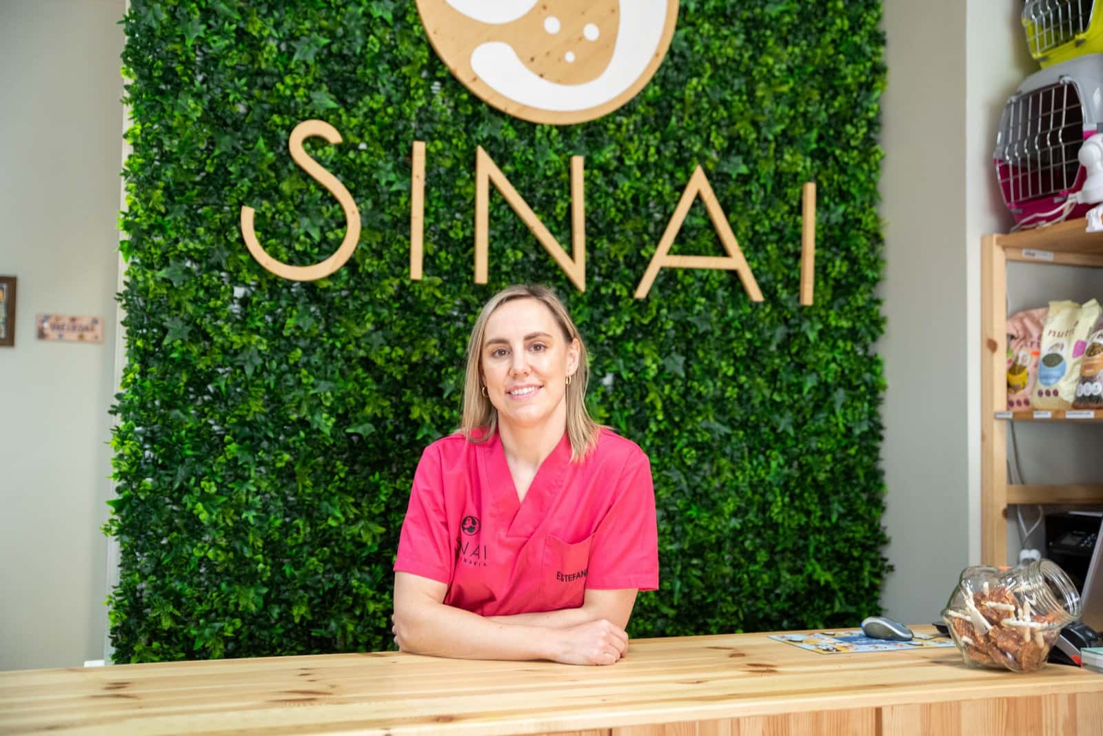 clinica veterinaria sinai veterinario clinica en villanueva de gallego en zaragoza principalImage ADOPTA Sitios Pet Friendly