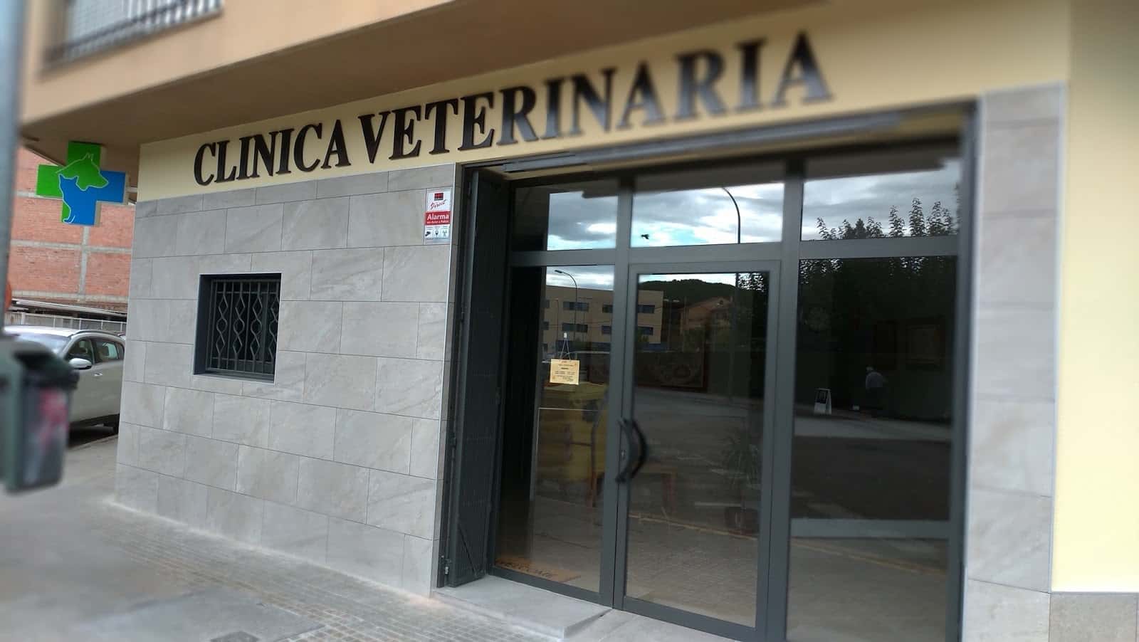 clinica veterinaria fraga veterinario clinica en fraga en huesca principalImage ADOPTA Sitios Pet Friendly