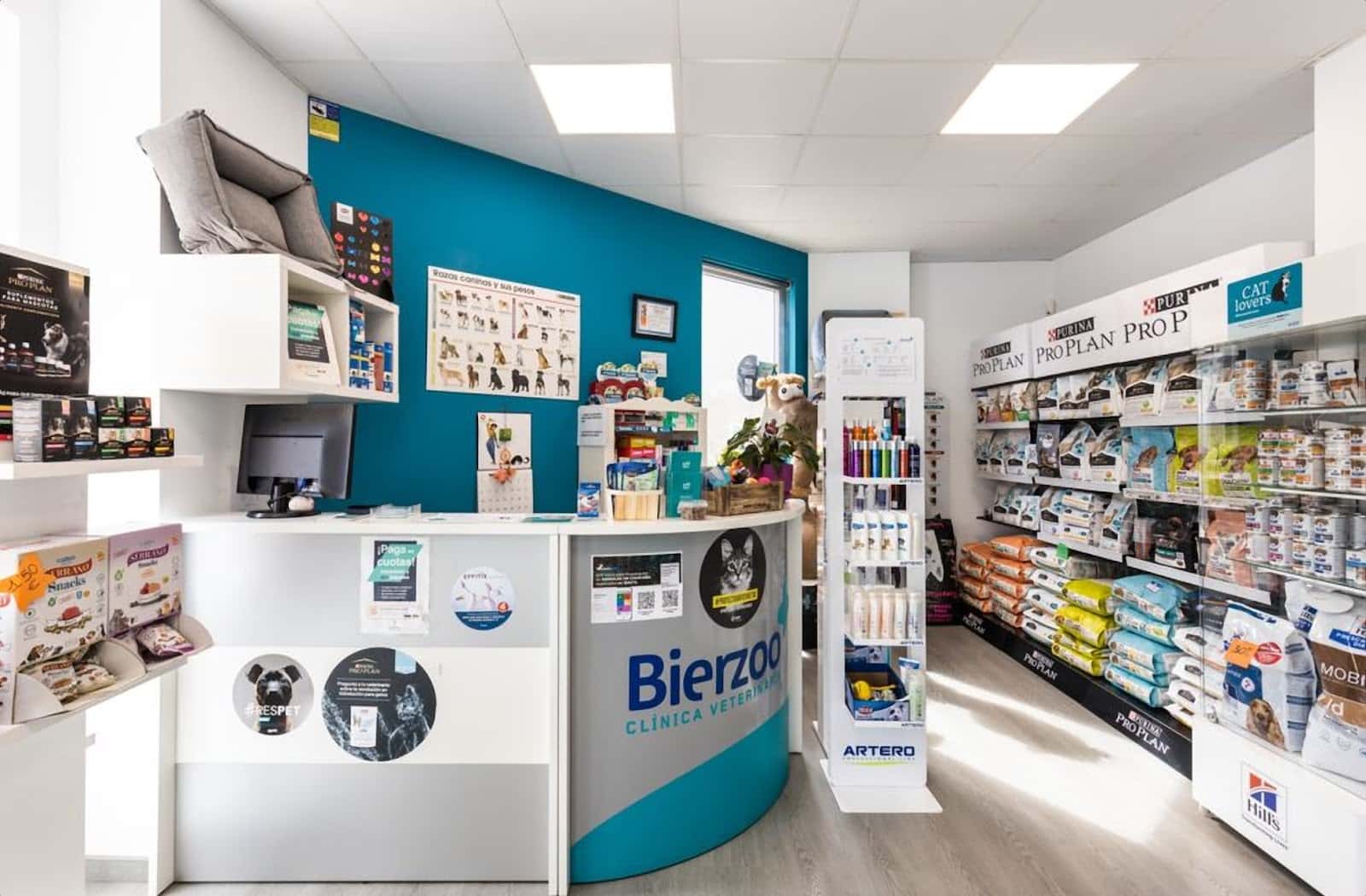 Clínica Veterinaria Bierzoo Bembibre