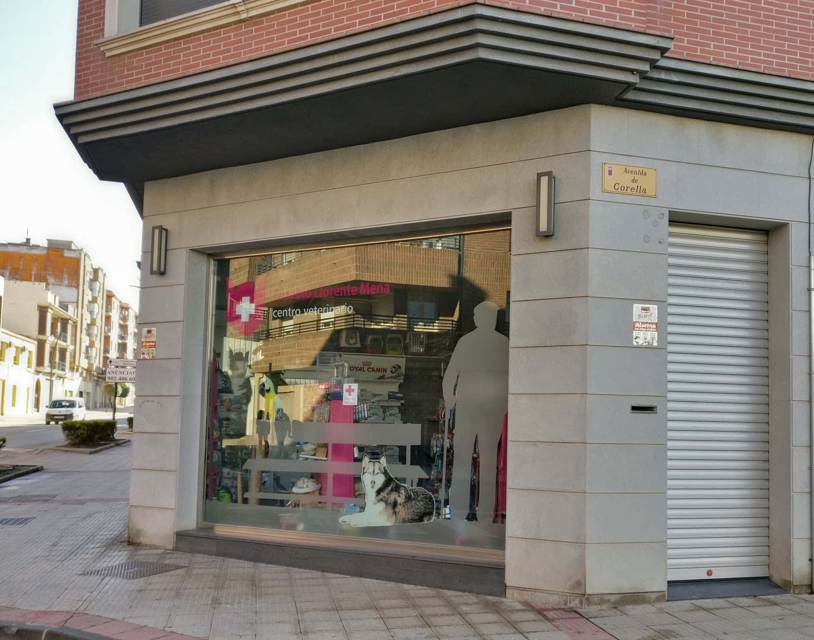 Clínica Veterinaria Eusebio Llorente Mena